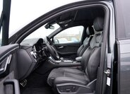Audi Q7 24