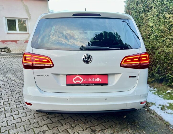 Volkswagen Sharan 4