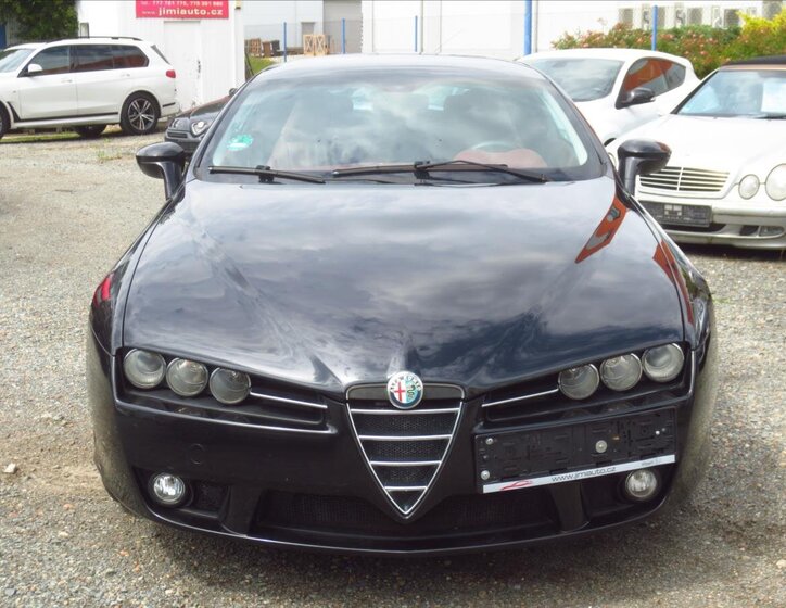 Alfa Romeo Brera 8