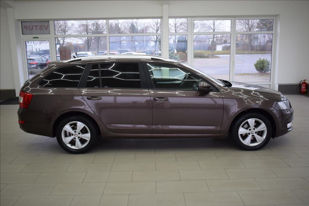 Škoda Octavia Kombi 2,0 l 110 kw