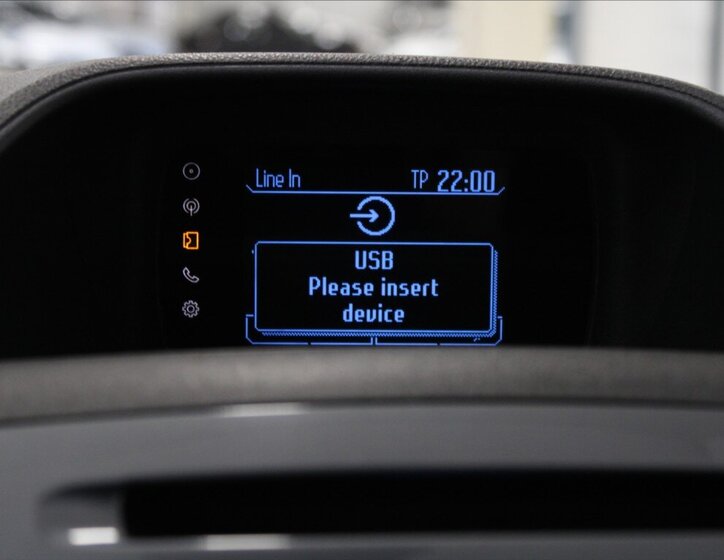 Ford Tourneo Custom 13