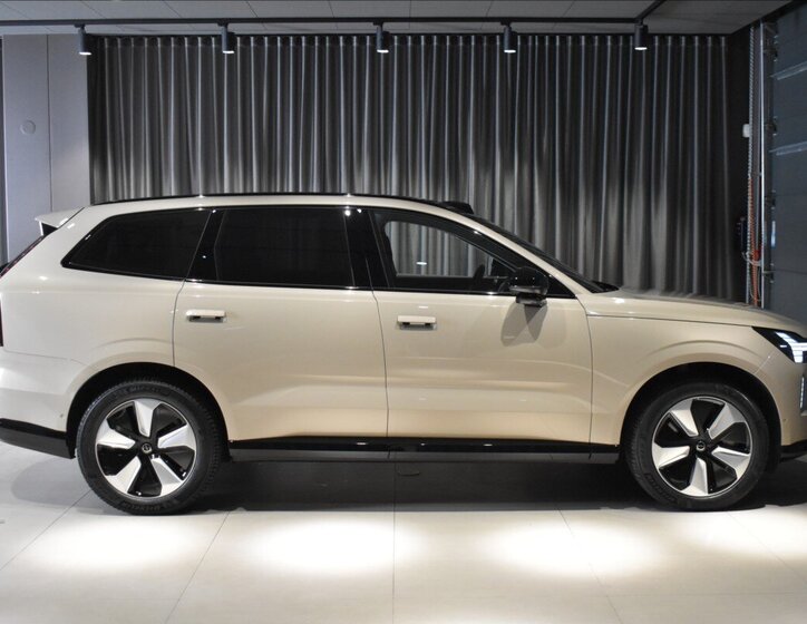Volvo EX90 SUV / Terénní 0,0 380 kw