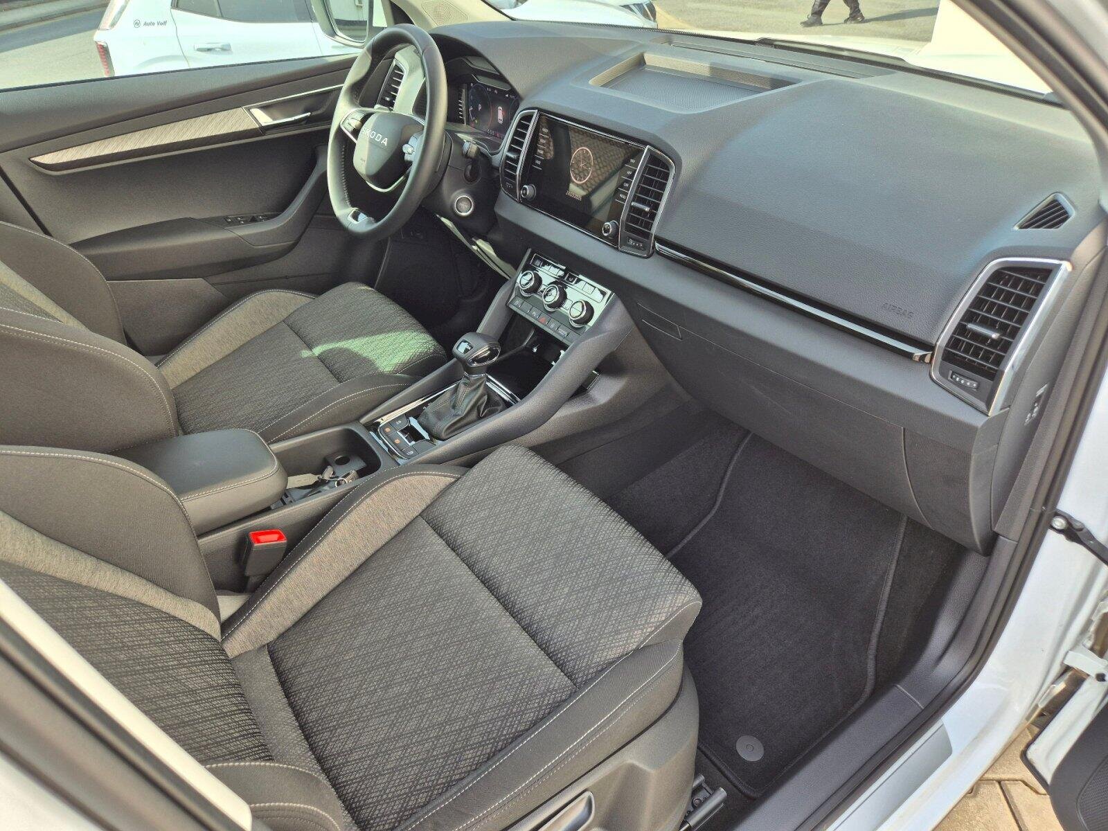 Škoda Karoq SUV / Terénní 1,5 l 110 kw