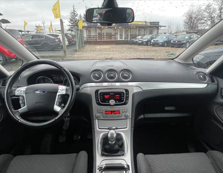 Ford S-MAX MPV 2,0 l 103 kw