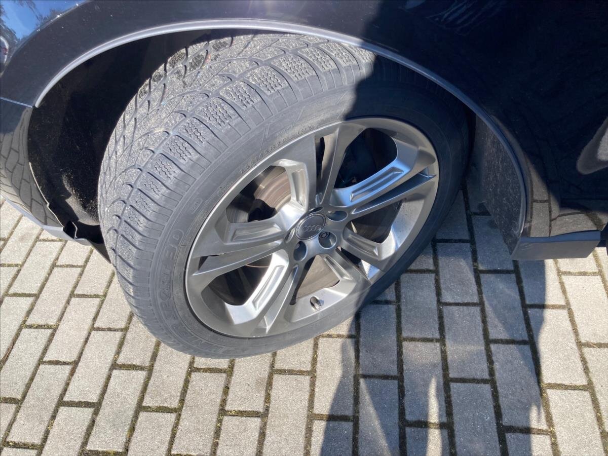 Audi Q5 Kombi 3,0 l 176 kw