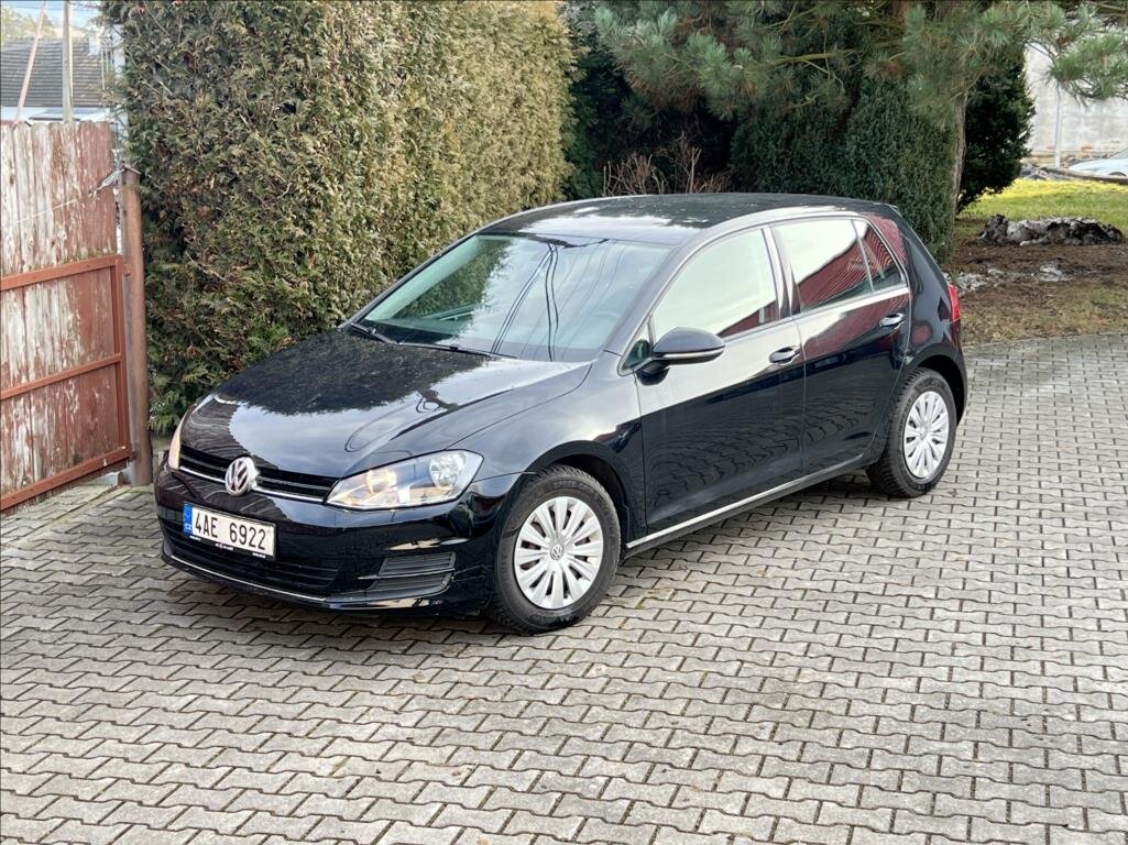 Volkswagen Golf Hatchback 1,2 l 77 kw