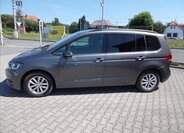Volkswagen Touran 4
