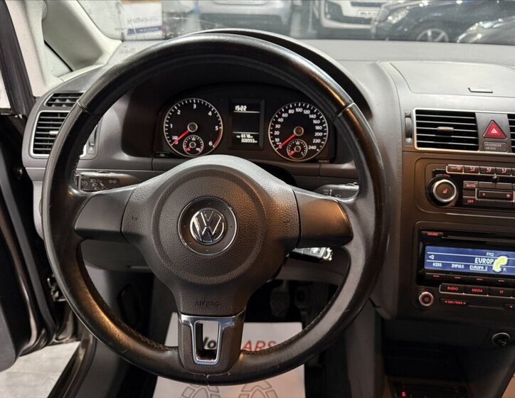 Volkswagen Touran 7
