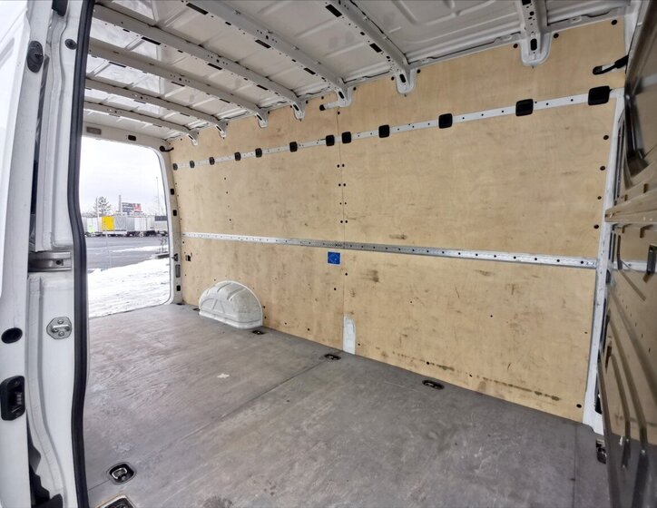 Volkswagen Crafter 14