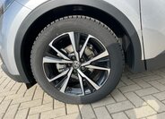 Toyota C-HR SUV / Terénní 2,0 l 112 kw