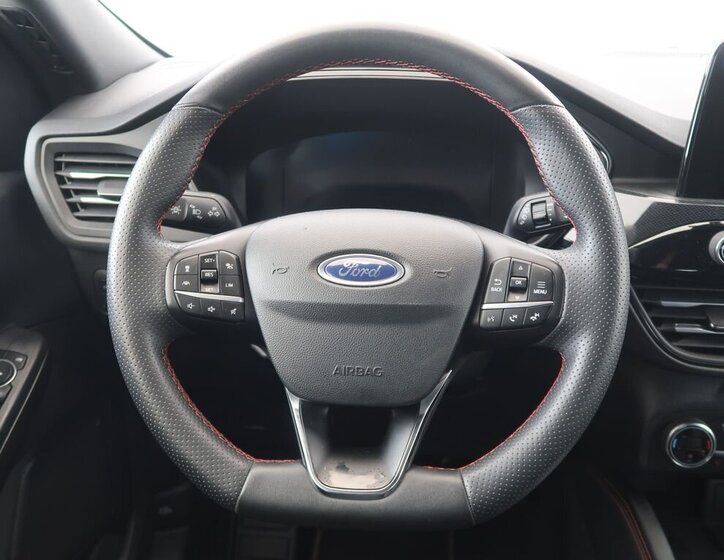 Ford Kuga SUV 2,5 l 112 kw