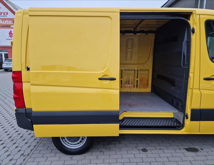 Volkswagen Crafter Skříň 2,0 l 100 kw