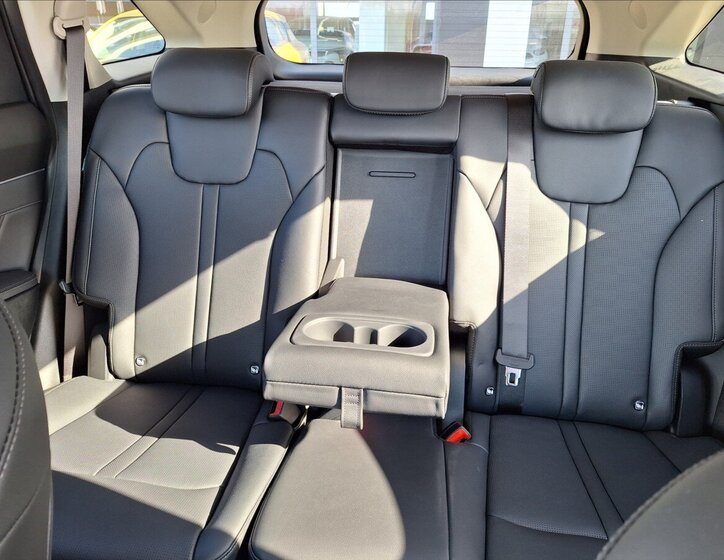 KIA Sorento SUV 2,2 l 142 kw