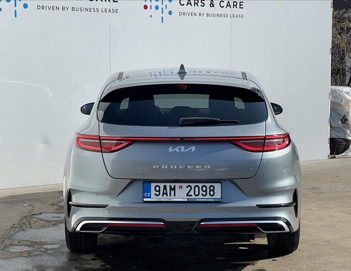 KIA ProCeed Hatchback 1,5 l 118 kw