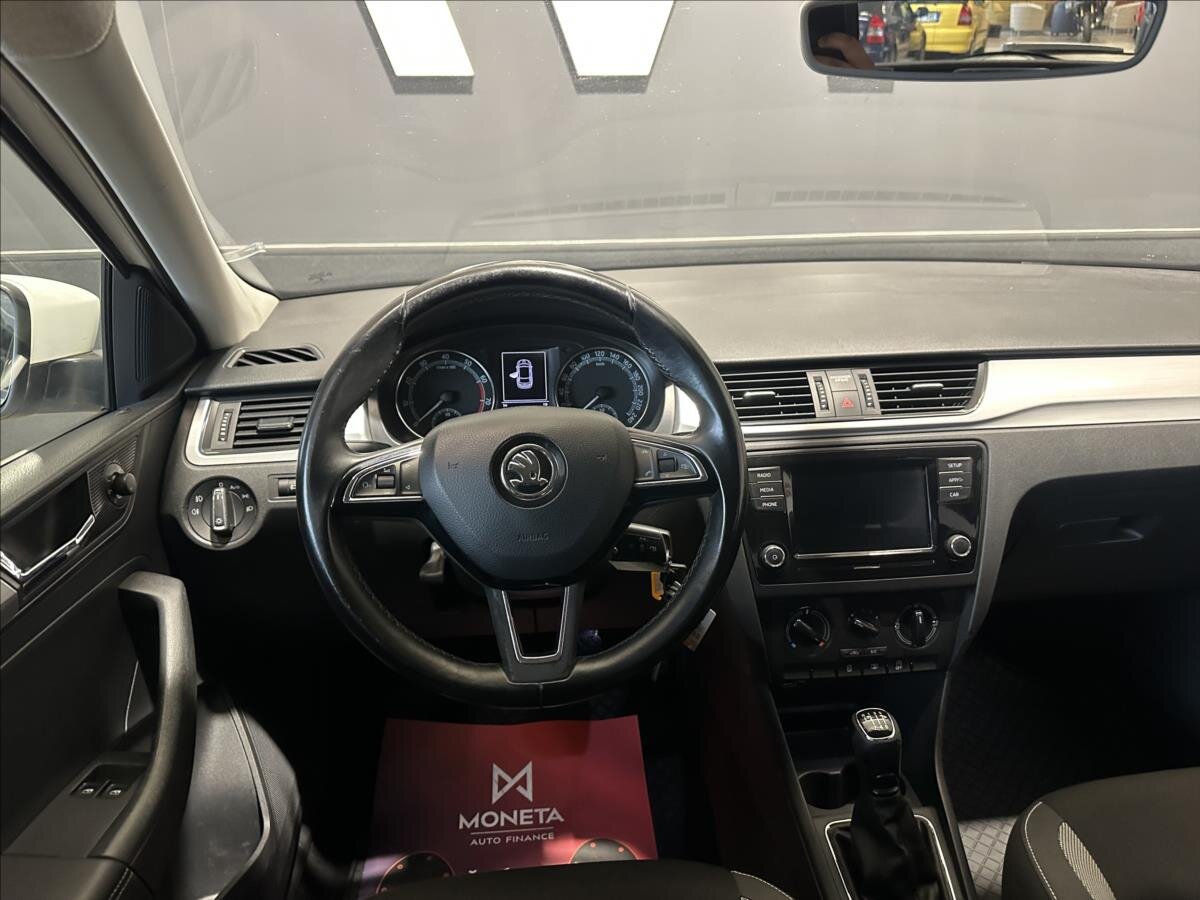 Škoda Rapid Hatchback 999,0 81 kw