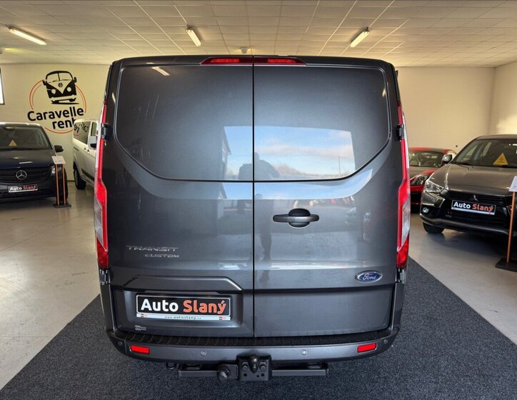 Ford Transit Custom 8