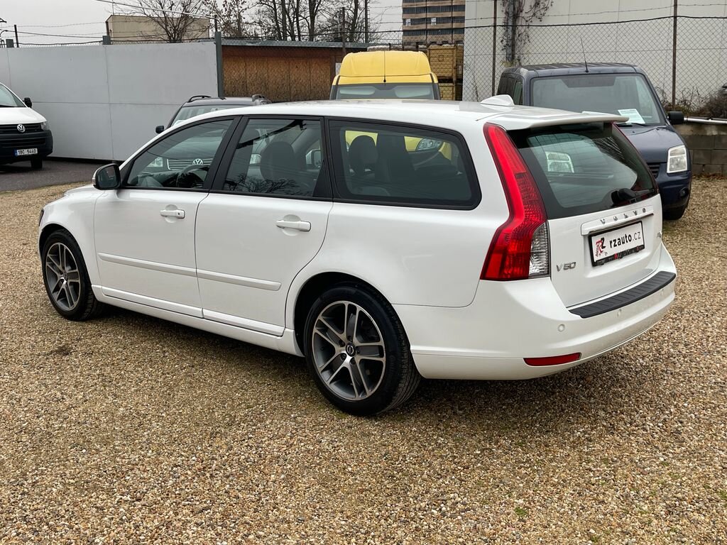 Volvo V50