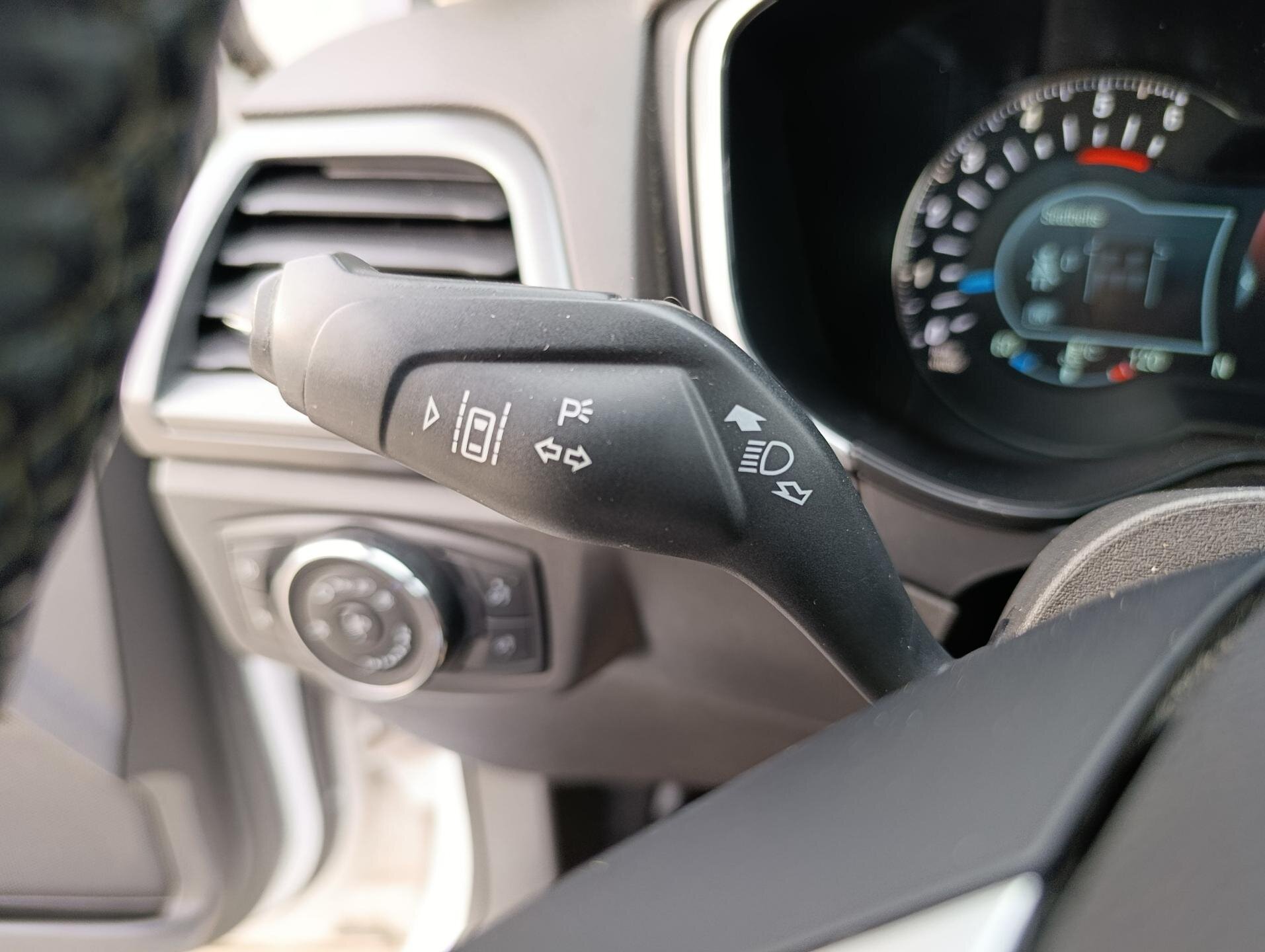 Ford Mondeo Kombi 2,0 l 110 kw