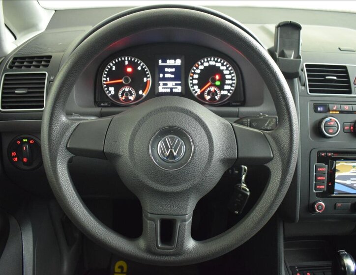 Volkswagen Touran MPV 1,6 l 77 kw
