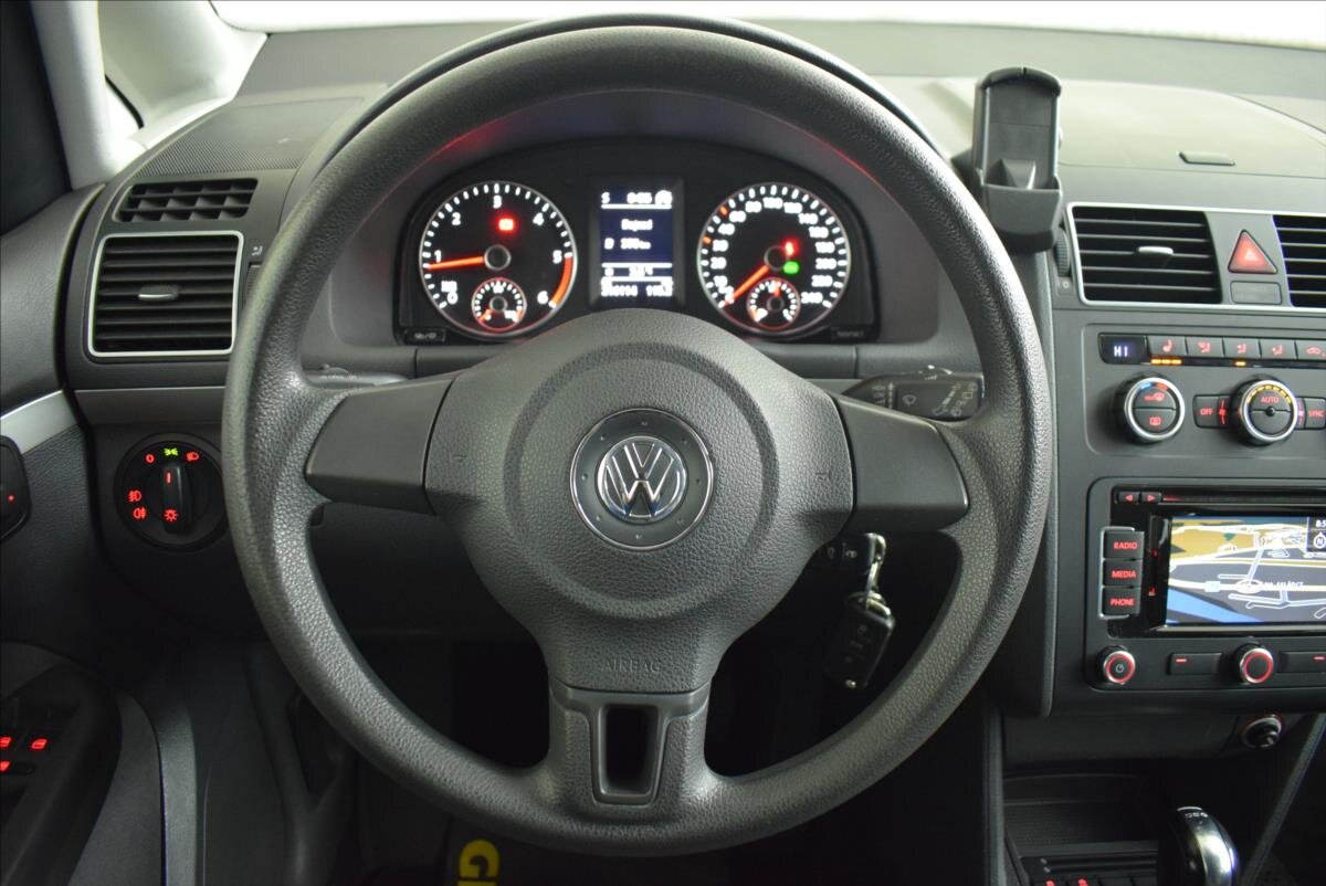 Volkswagen Touran MPV 1,6 l 77 kw