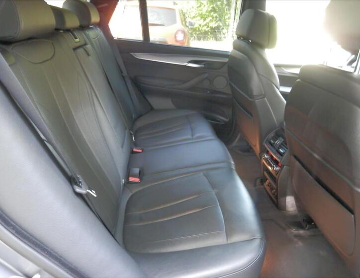 BMW X5 16