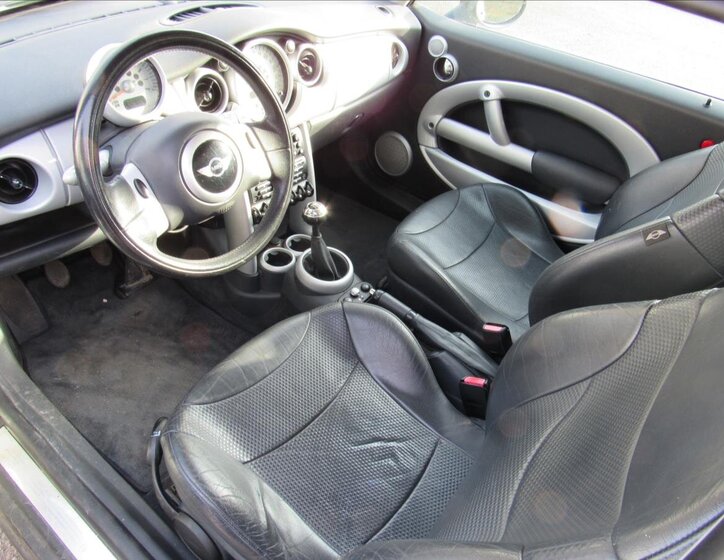 Mini Cooper Hatchback 1,6 l 66 kw