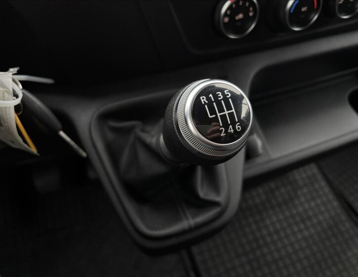 Opel Movano Valník 2,3 l 110 kw