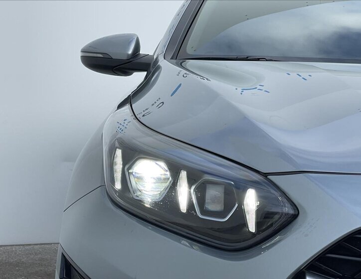 KIA ProCeed Kombi 1,5 l 118 kw