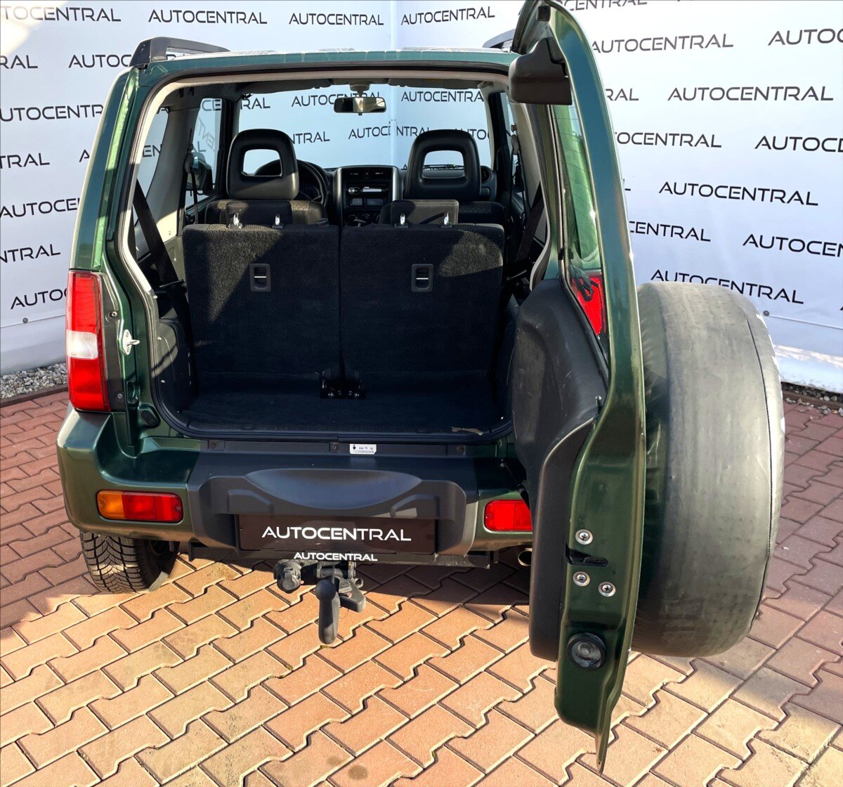 Suzuki Jimny SUV / Terénní 1,3 l 63 kw