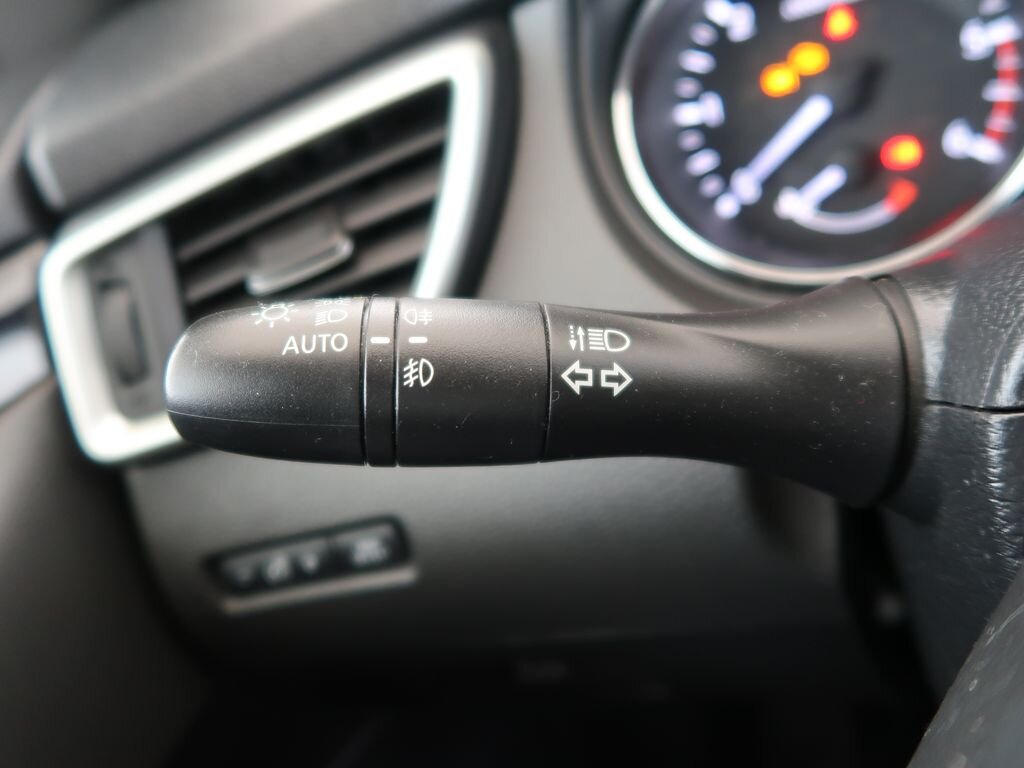 Nissan Qashqai SUV / Terénní 1,5 l 81 kw