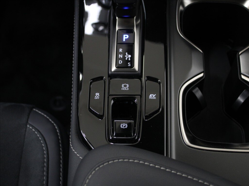 Lexus NX 350h SUV / Terénní 2,5 l 179 kw