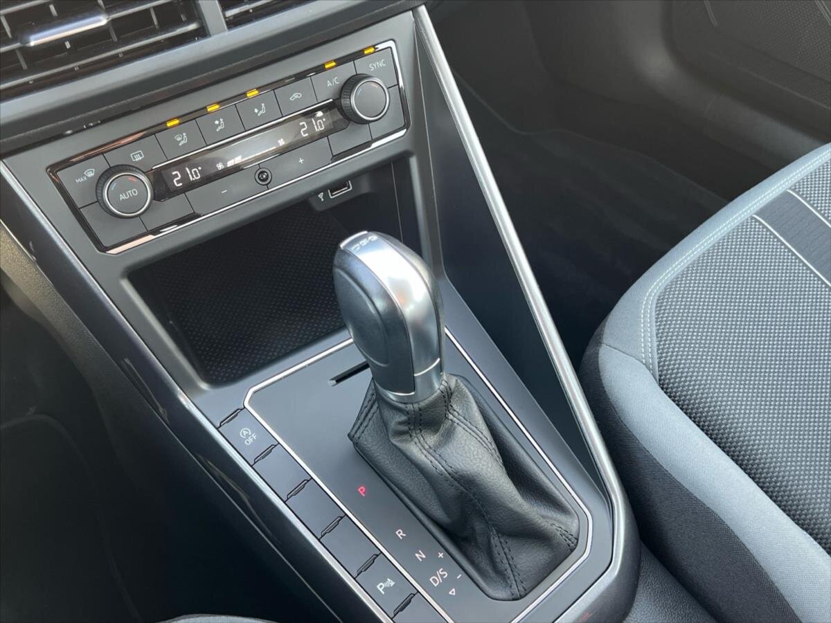 Volkswagen Polo Hatchback 999,0 85 kw