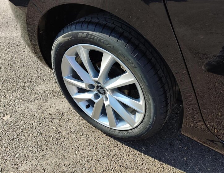 Škoda Scala Hatchback 999,0 85 kw