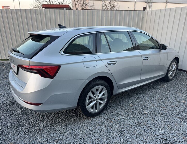 Škoda Octavia 14
