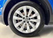 Volkswagen T-Roc 9
