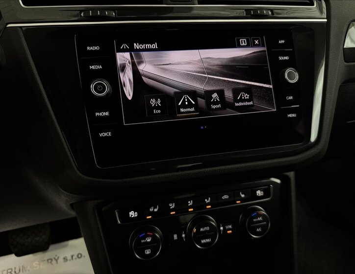 Volkswagen Tiguan 26