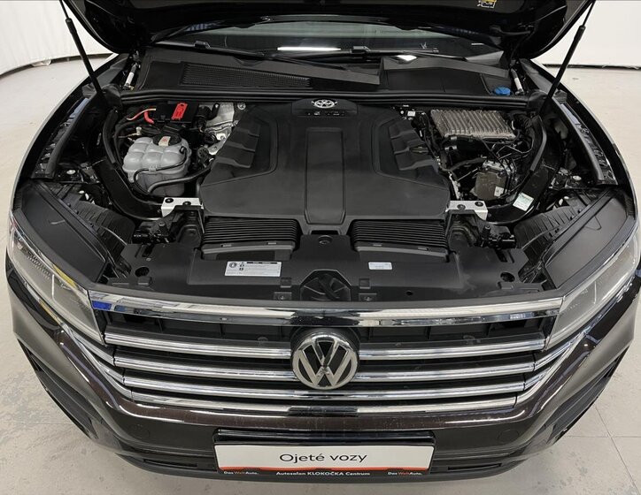 Volkswagen Touareg SUV / Terénní 3,0 l 170 kw