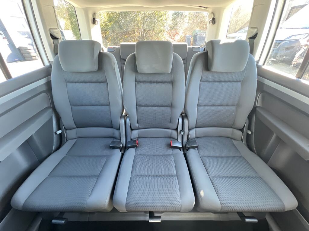 Volkswagen Touran MPV 1,2 l 77 kw