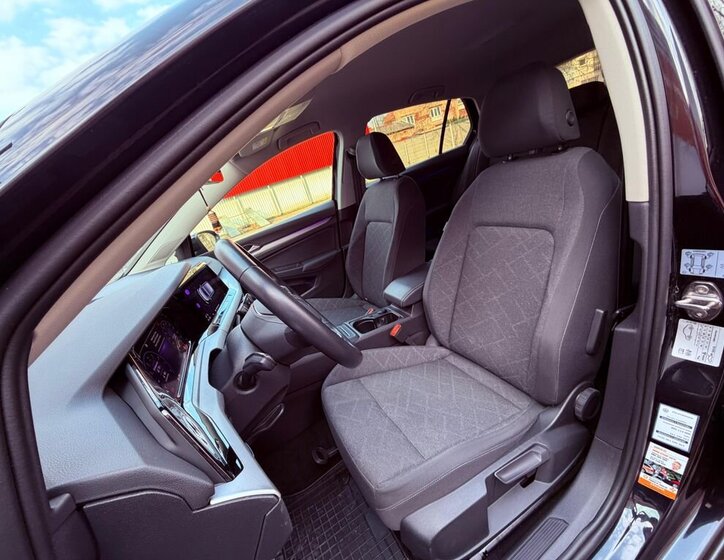 Volkswagen Golf Hatchback 1,5 l 96 kw