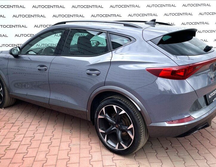 Cupra Formentor SUV / Terénní 1,5 l 110 kw