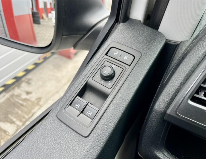 Volkswagen Transporter Ostatní 2,0 l 75 kw