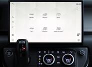 Land Rover Defender 28