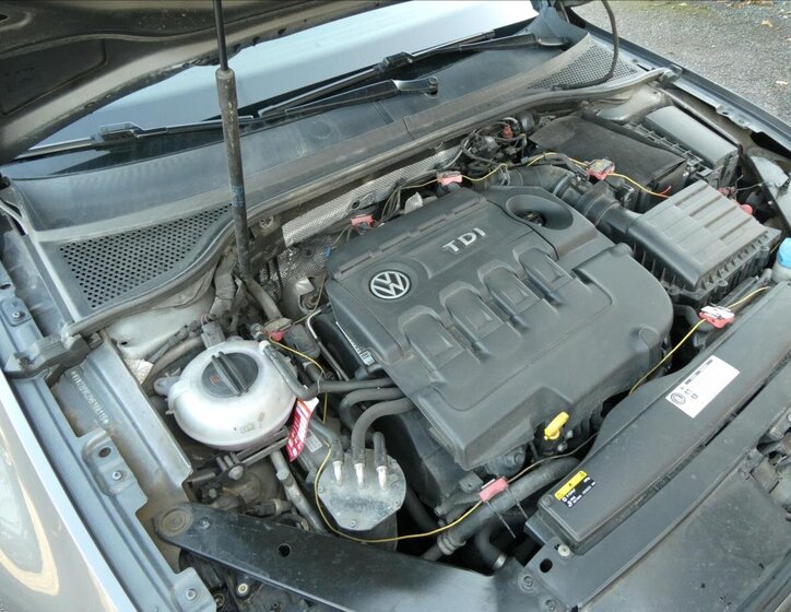 Volkswagen Passat 35