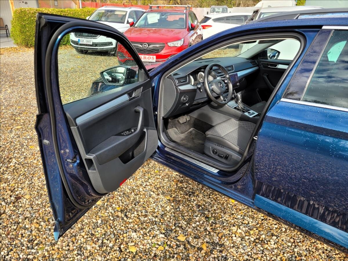 Škoda Superb