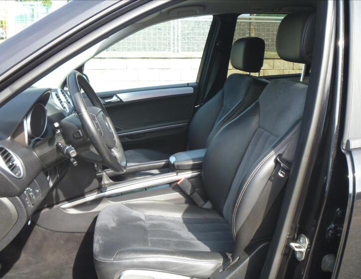 Mercedes-Benz Třídy M 7