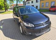 Volkswagen Touran 1