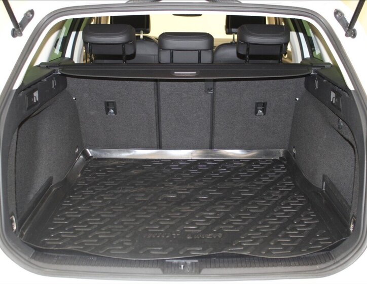 Volkswagen Passat Kombi 2,0 l 110 kw