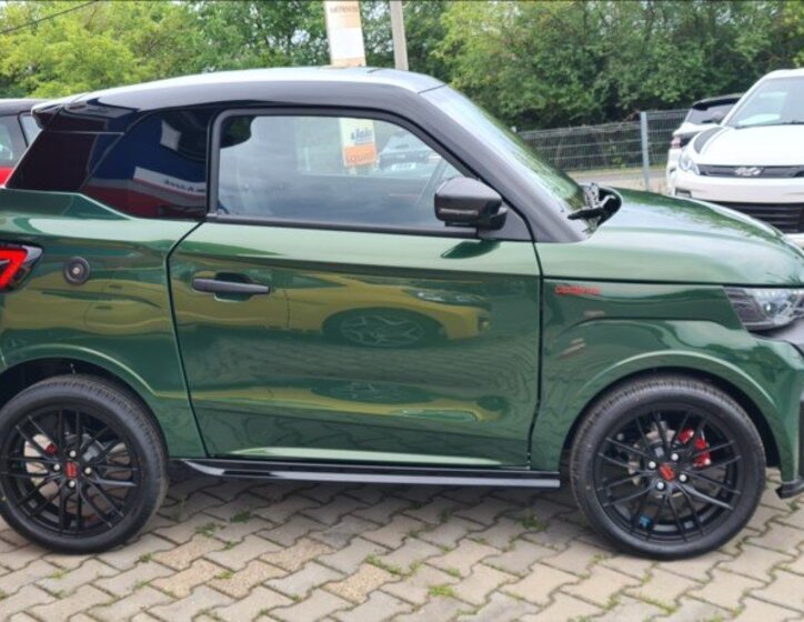 Ligier JS 50 Hatchback 499,0 6 kw