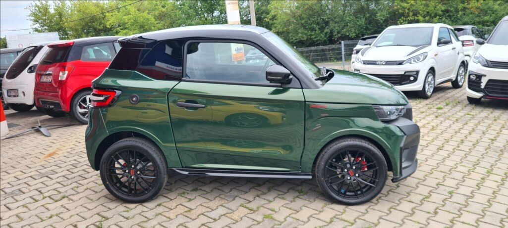 Ligier JS 50 Hatchback 499,0 6 kw