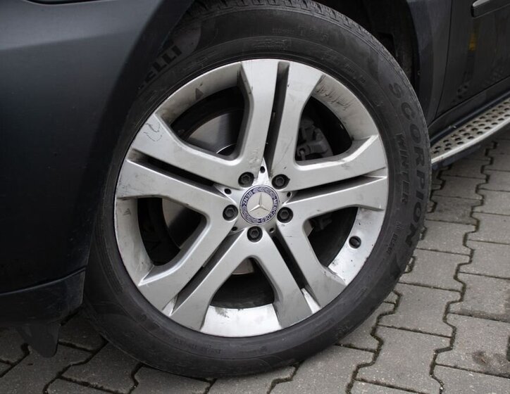 Mercedes-Benz Třídy M 11